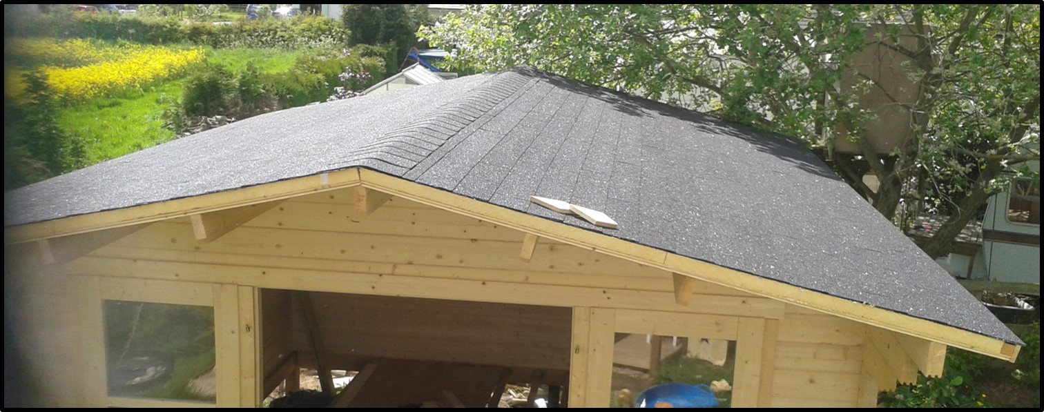 Log cabin roof