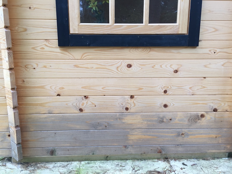 Bad staining is forming at the bottom of the cabin.