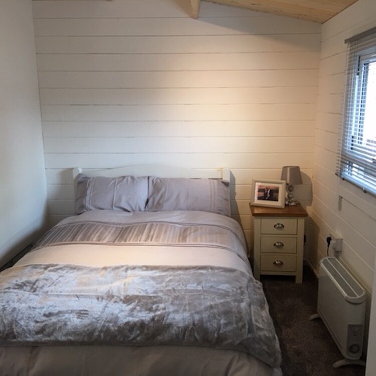 Cosy Log Cabin Bedroom