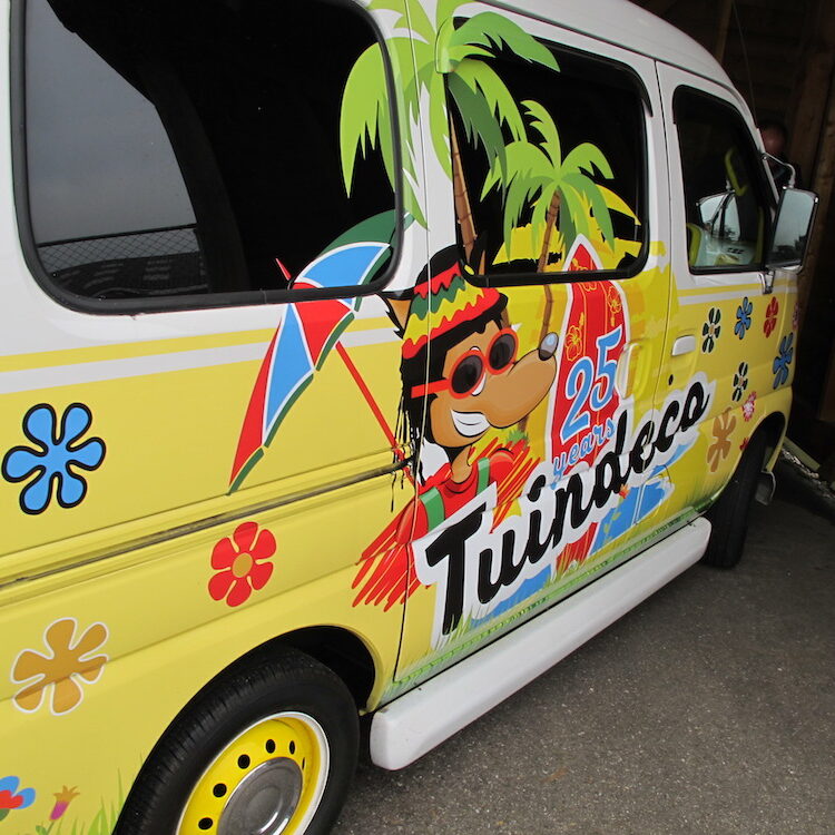 Tuindeco Promotional Minivan