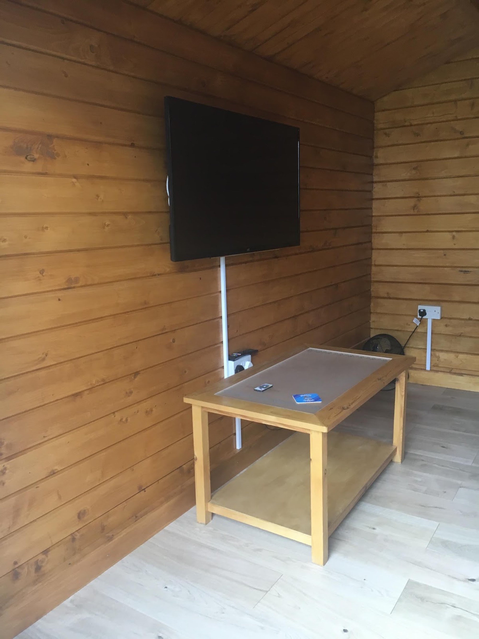 TV setup inside the Ulrik Log Cabin