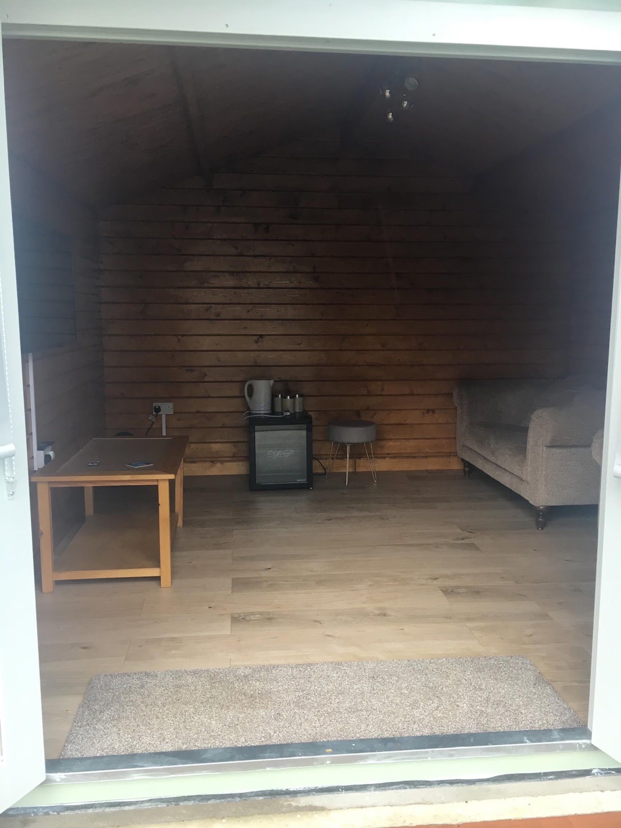 Ulrik Log Cabin Lounge Area