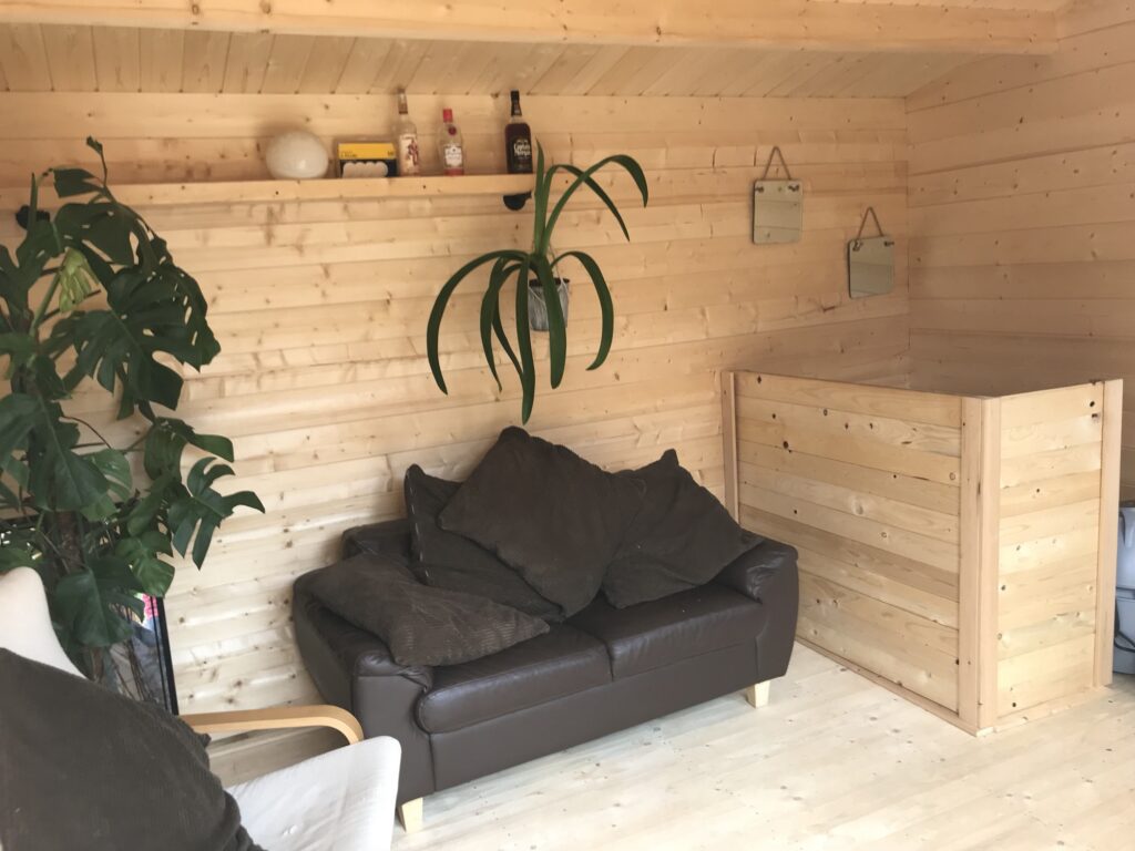 Simplicity garden room