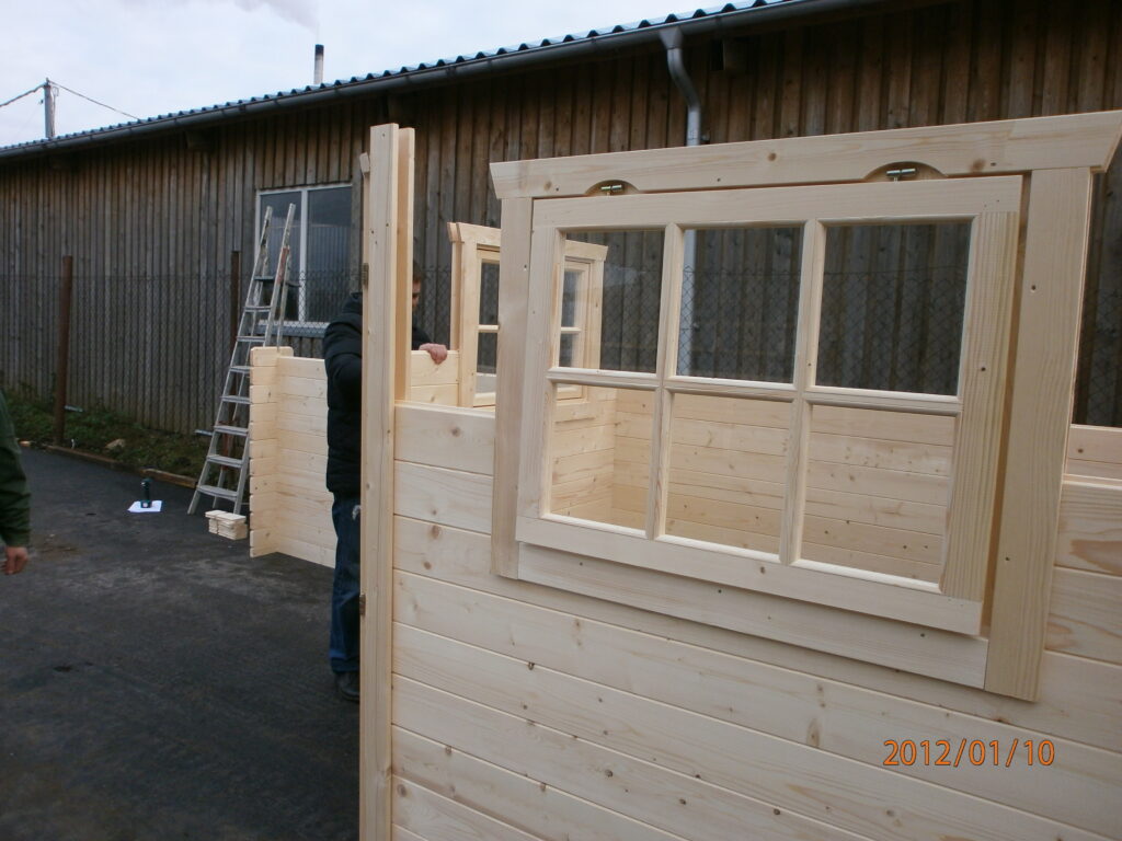 Log Cabins Installation Picture 5